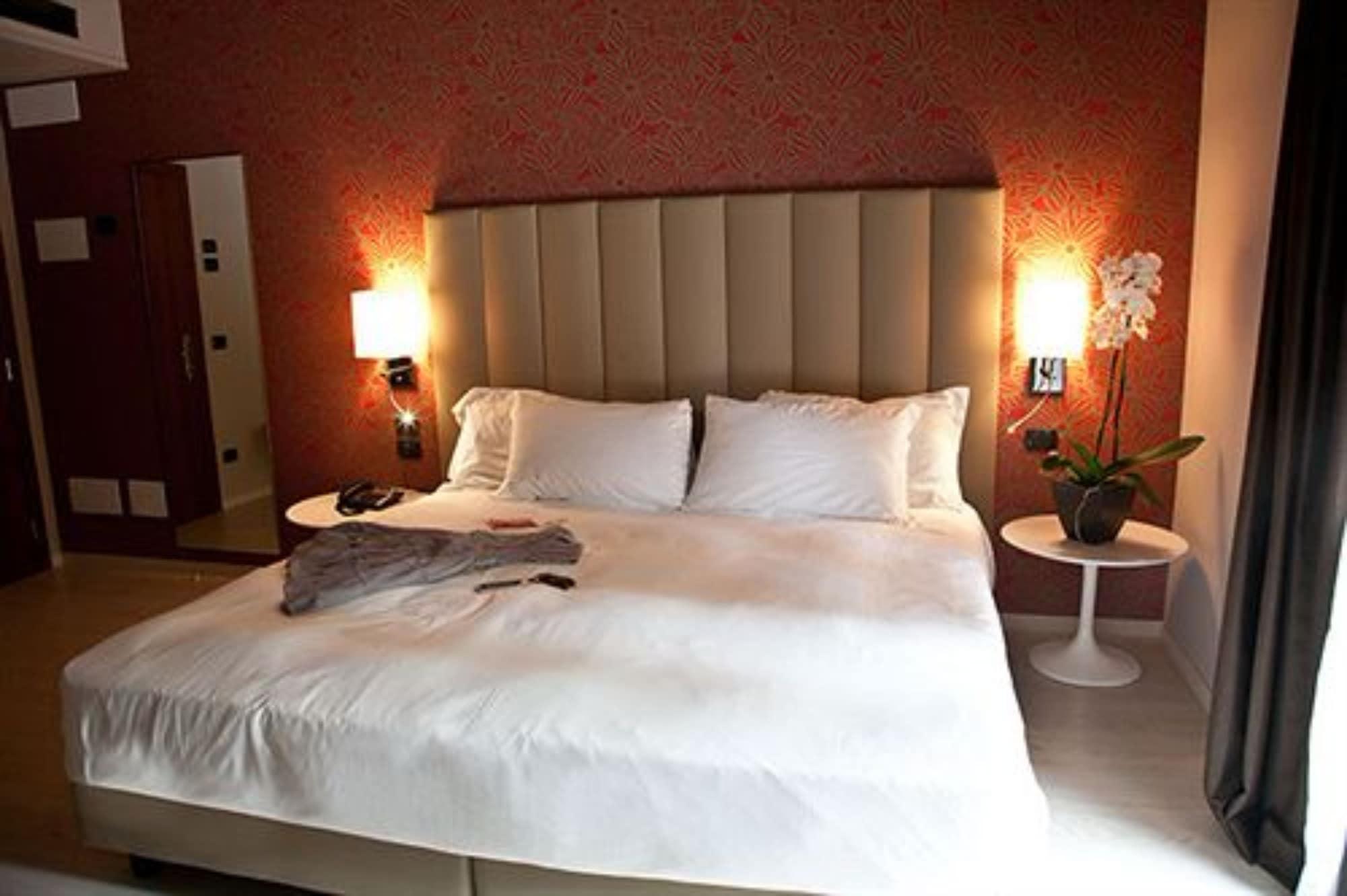 Hotel L'Approdo Pettenasco Zewnętrze zdjęcie