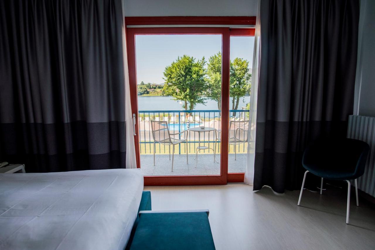Hotel L'Approdo Pettenasco Zewnętrze zdjęcie